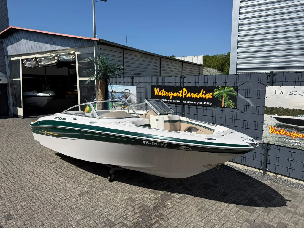 Four Winns Horizon 210 used - photo 1