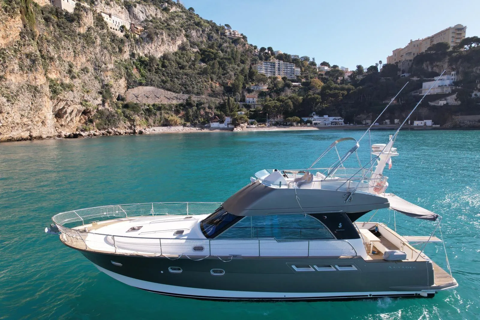 Beneteau Antares 13.80 d'occasion - photo 1