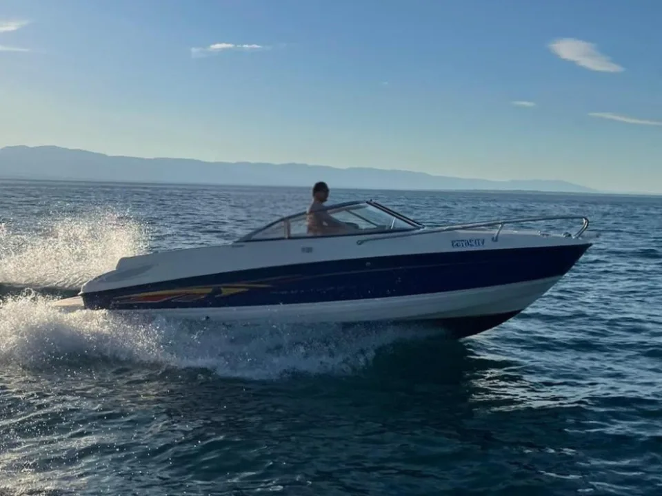 Bayliner 652 Cuddy gebraucht - Foto 1