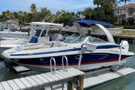 Crownline Eclipse E255 XS used - photo 1