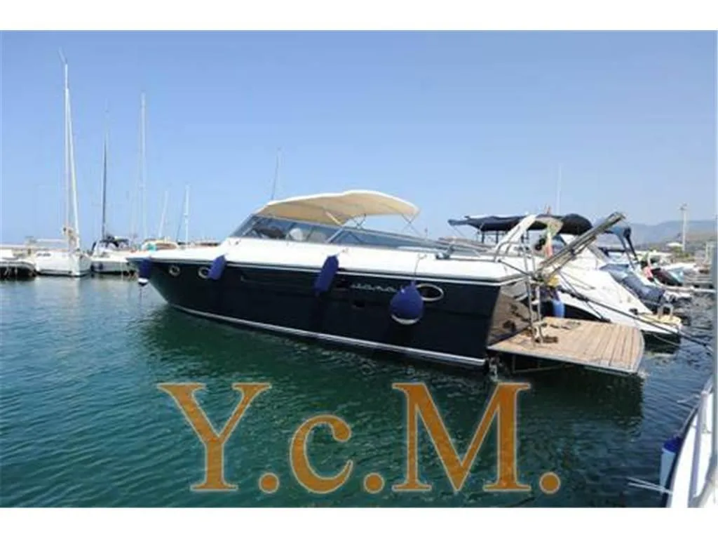 Itama 42 used - photo 1