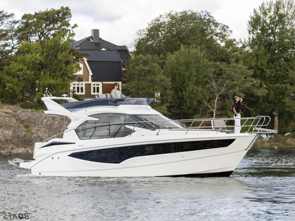 Galeon 360 Fly used - photo 1