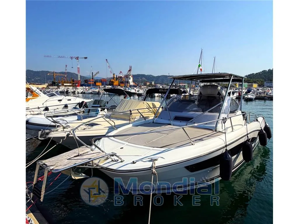 Jeanneau CAP CAMARAT 9.0 Soft Top d'occasion - photo 1
