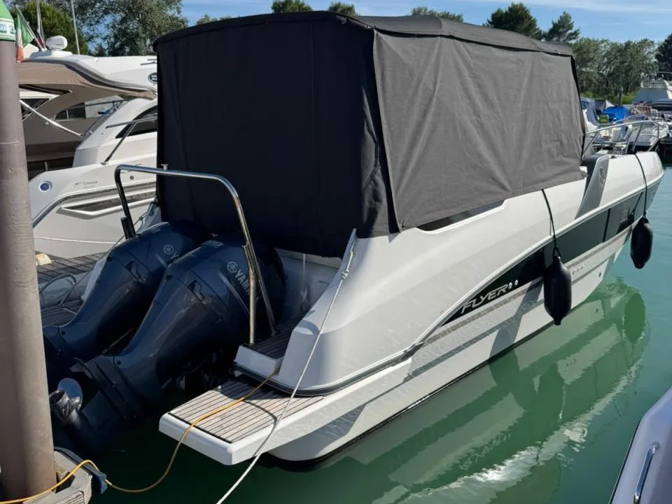 Beneteau Flyer 8.8 Sundeck usato - foto 1