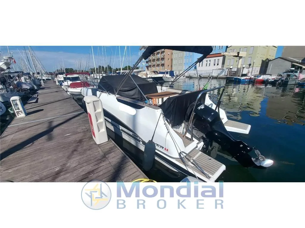 Beneteau FLYER 8.8 SUNDECK usato - foto 1