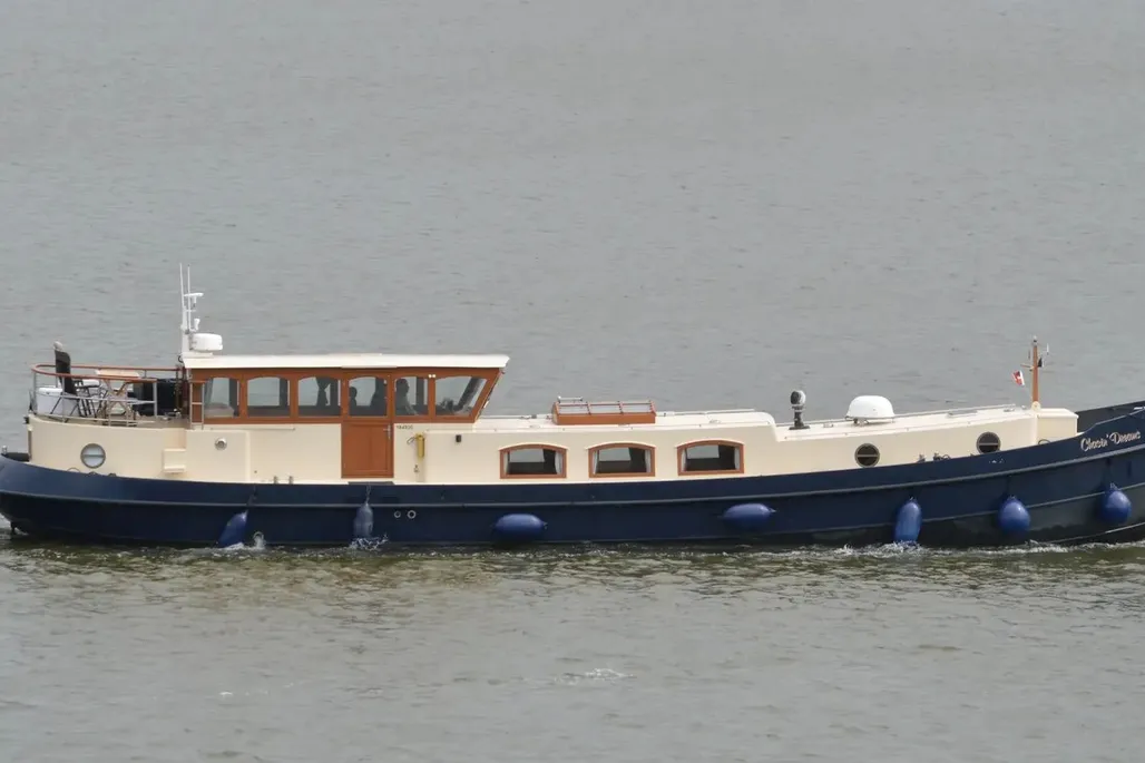 Aqualine Voyager 65 Ft used - photo 1