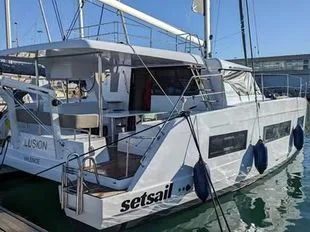 Aventura 37 Cruise Catamaran, usato - foto 1