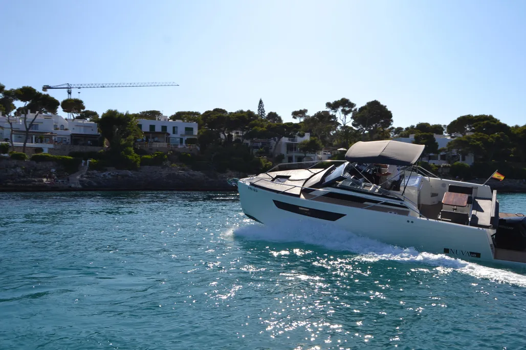 Nuva M9 Cabin used - photo 1