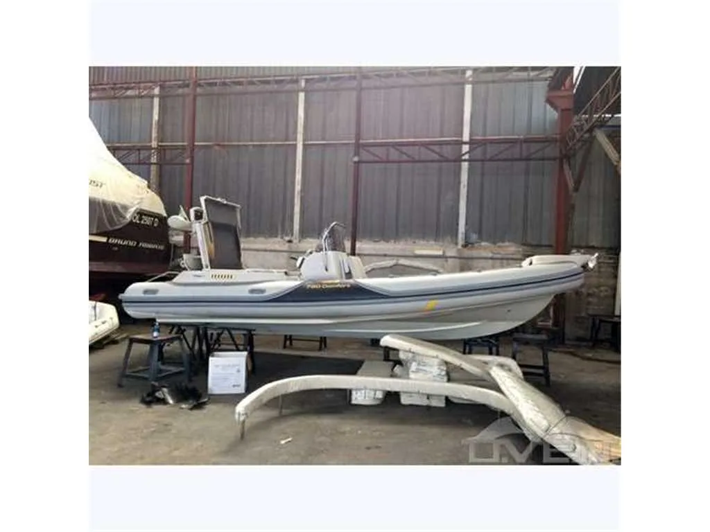Motonautica vesuviana Confort 780 d'occasion - photo 1