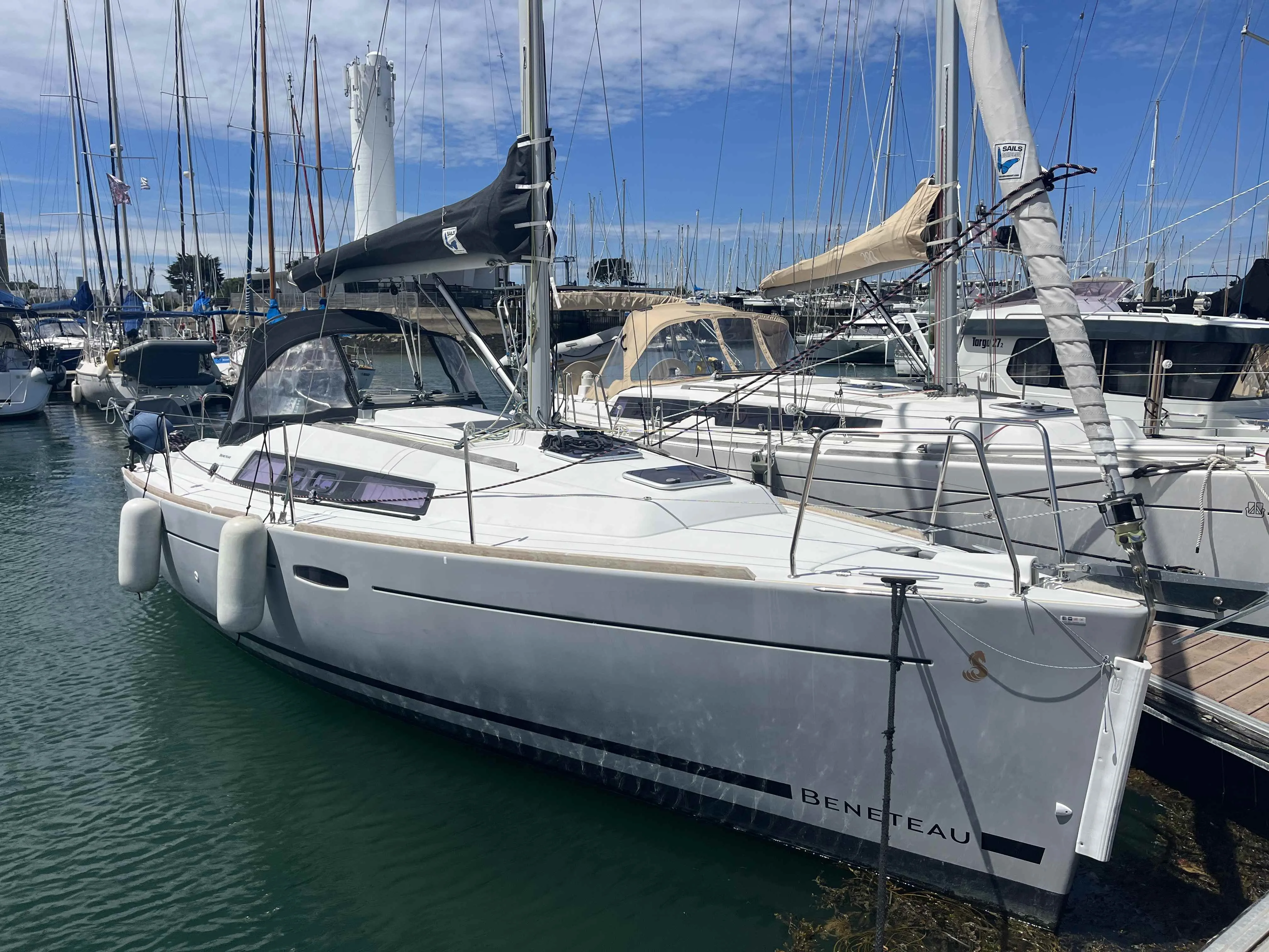 Beneteau OCEANIS 31 used - photo 1