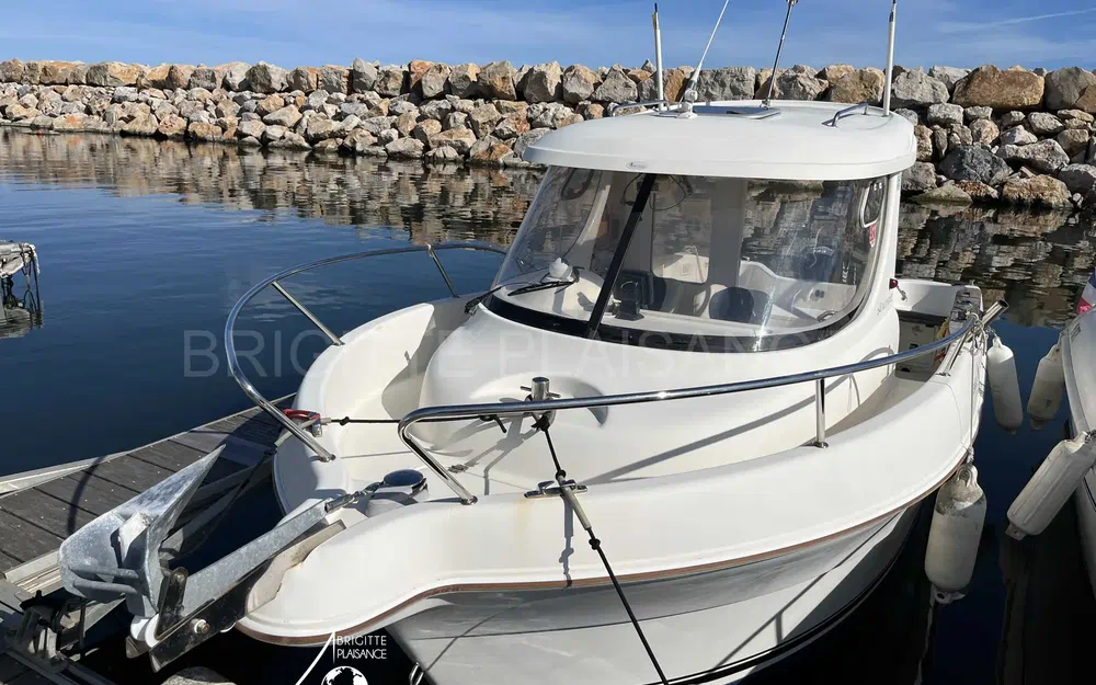 Quicksilver Pilothouse 640 used - photo 1