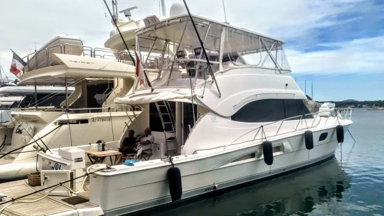 Riviera 58 Flybridge Open used - photo 1