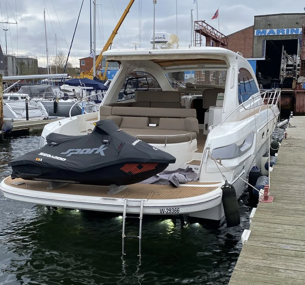 Bavaria Yachts 43 HT used - photo 1