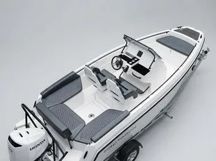 Protagon 20 + Honda Outboard used - photo 1