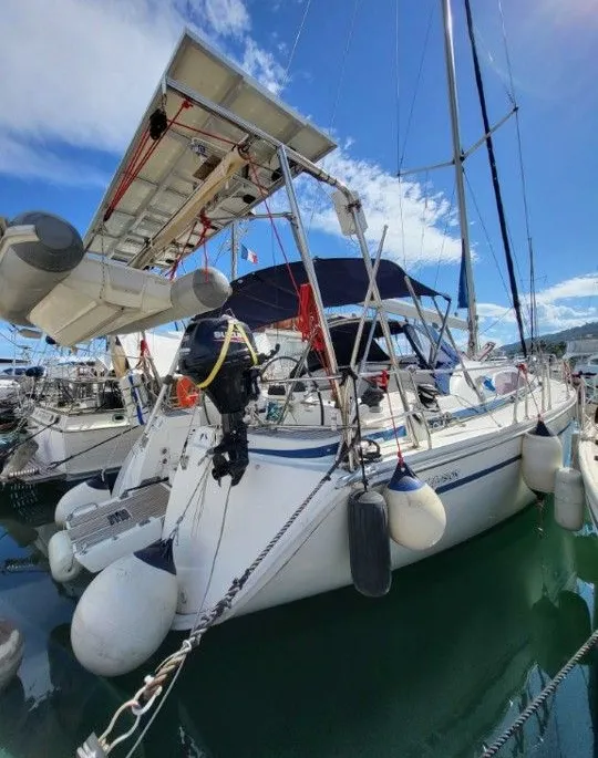 Bavaria Yachts Vision 44 used - photo 1