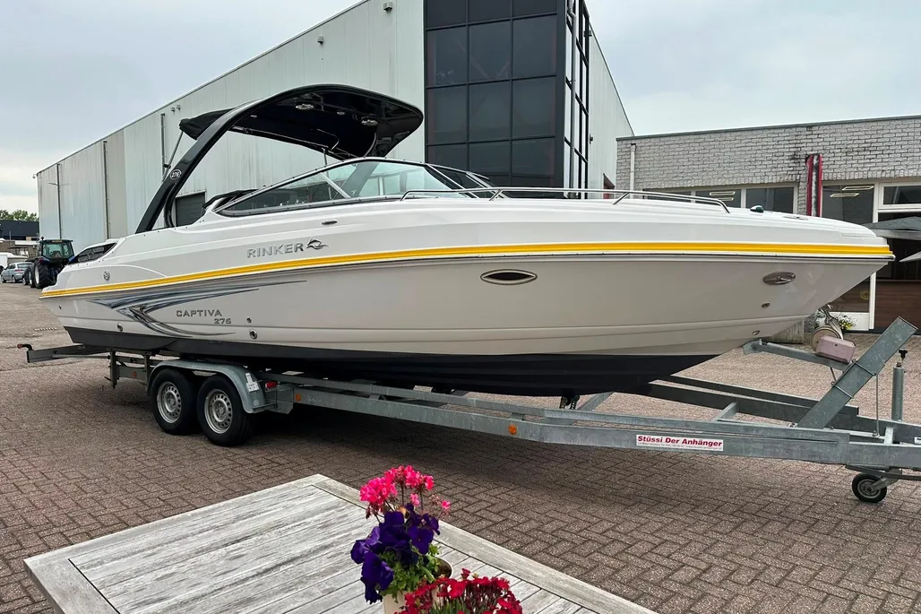 Rinker 276 Captiva Cuddy used - photo 1