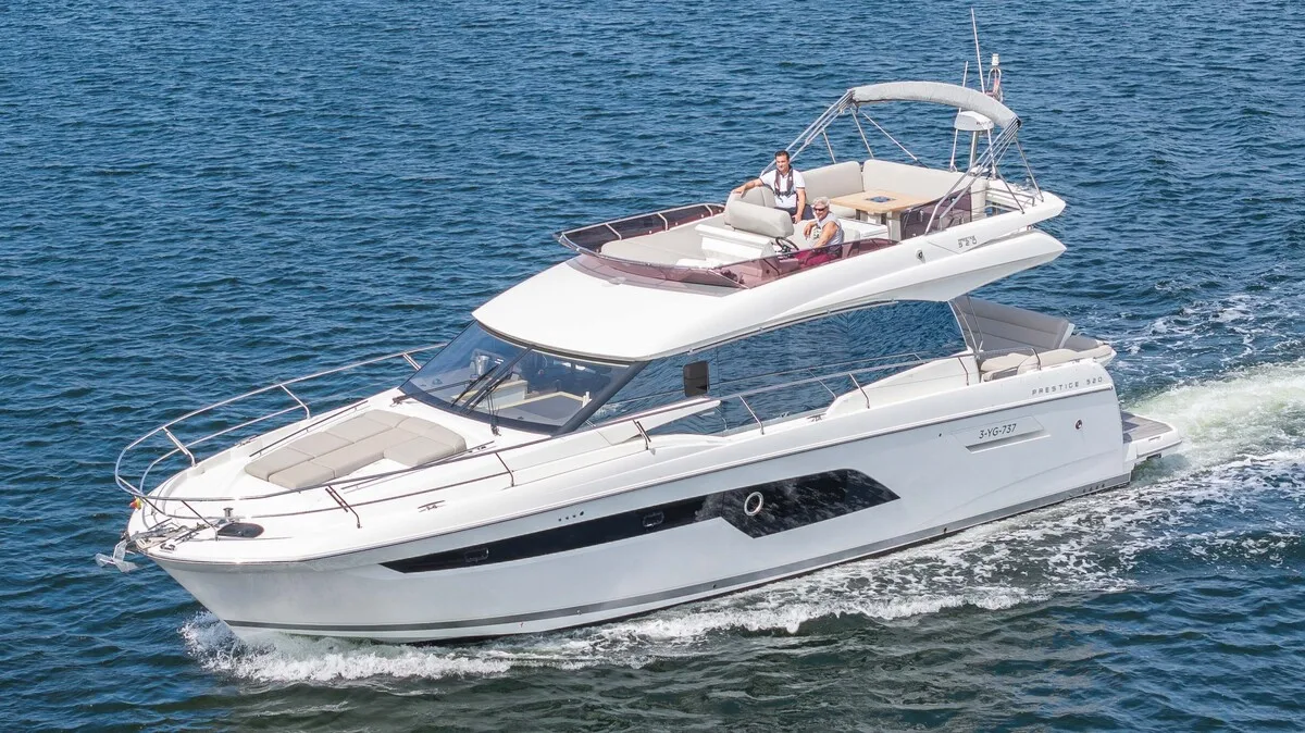 Prestige Jeanneau Prestige 520 Fly used - photo 1
