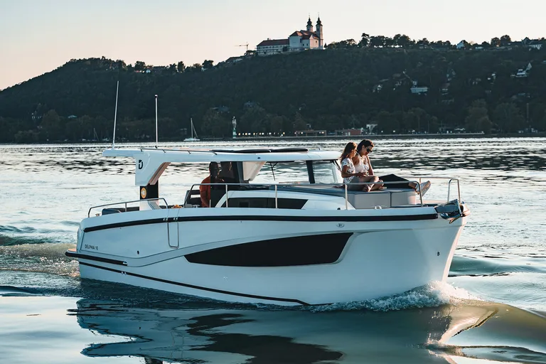 Delphia Yachts Delphia 10 LoungeTop