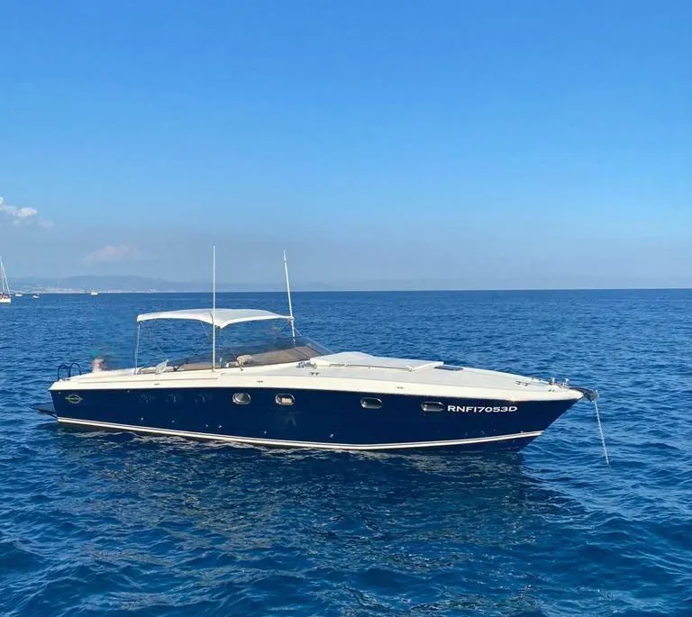 Magnum 40' Sport used - photo 1