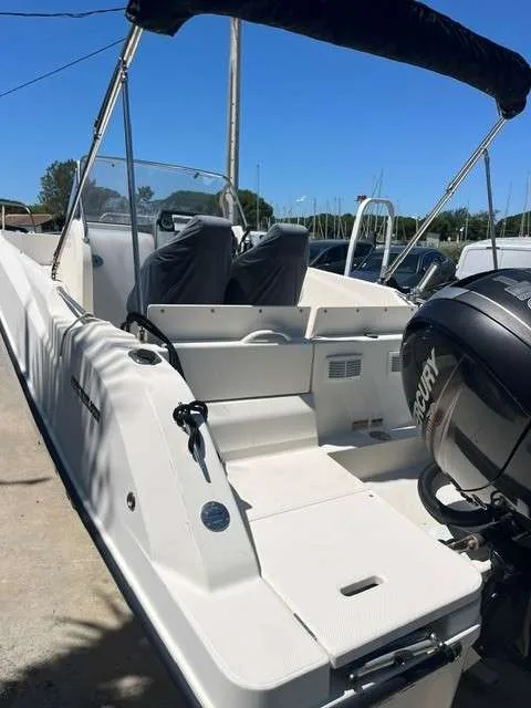 Quicksilver ACTIV 675 gebraucht - Foto 1