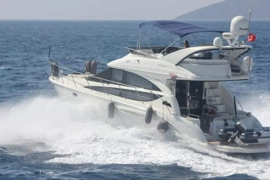 Meridian 391 Sedan gebraucht - Foto 1