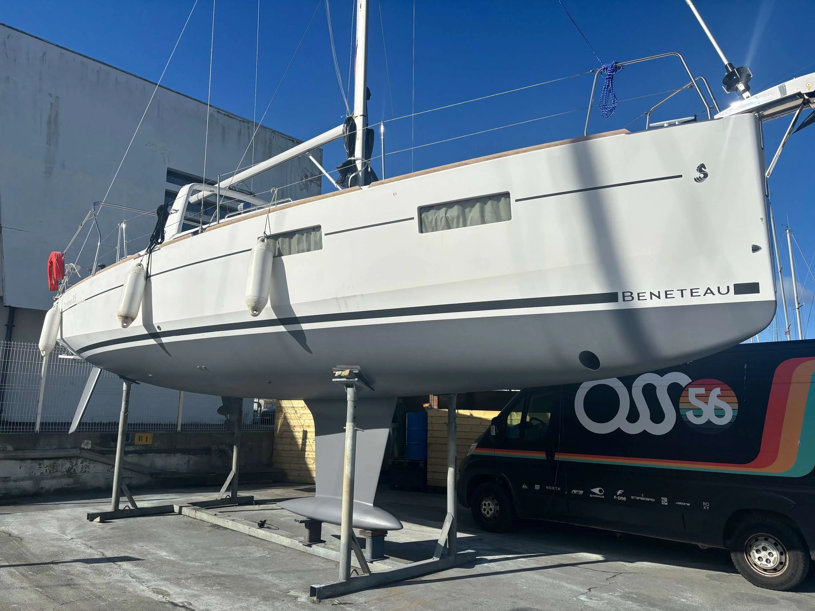Beneteau OCEANIS 35 used - photo 1