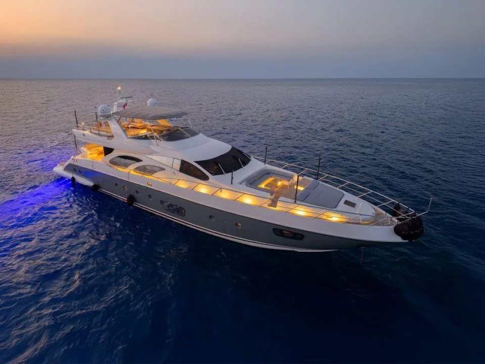 Azimut L98 gebraucht - Foto 1