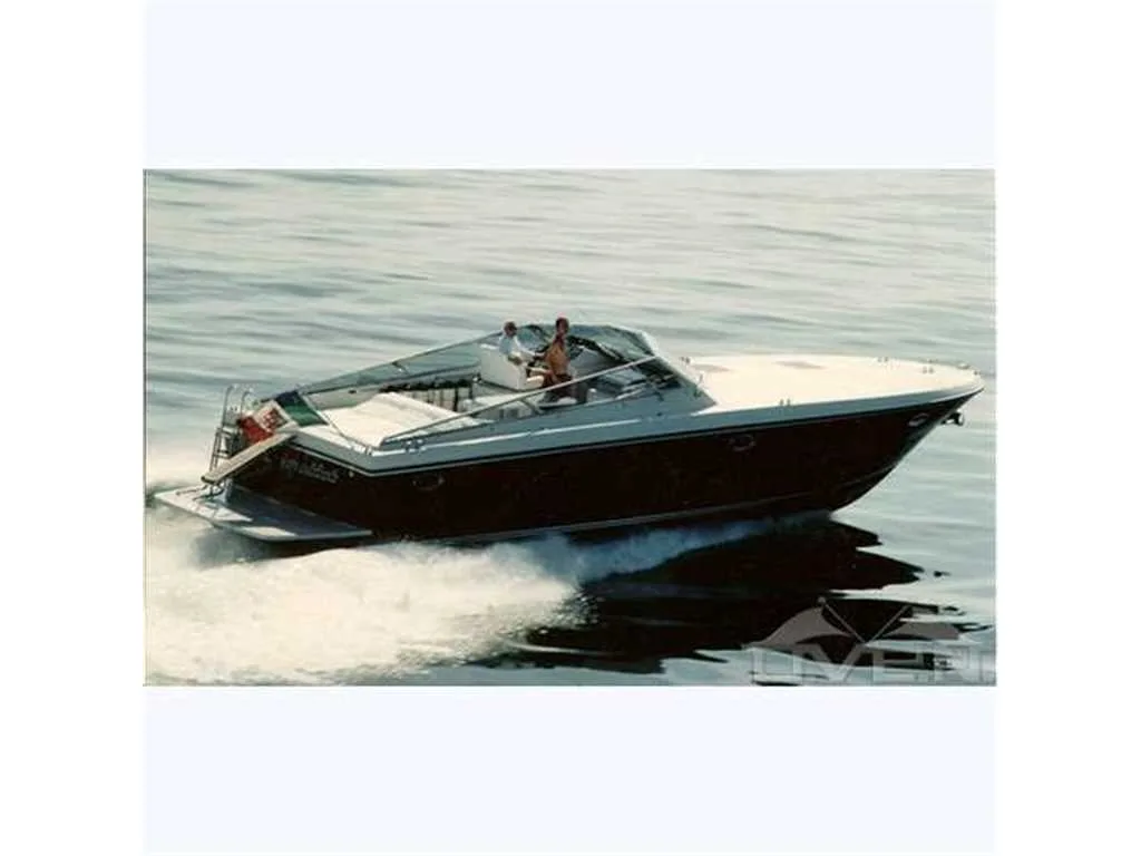 Itama 42' used - photo 1