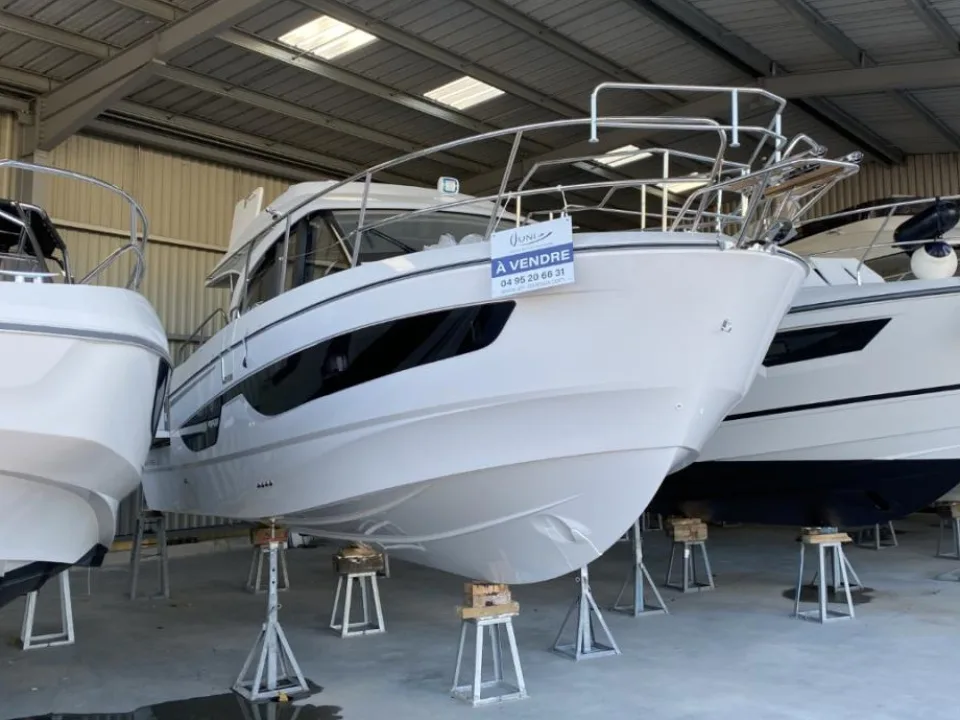 Beneteau Antares 11 Fly usato - foto 1