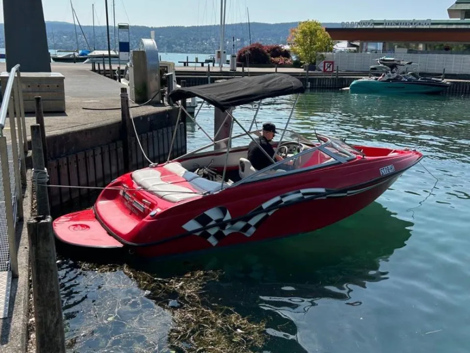 Crownline 18 SS used - photo 1