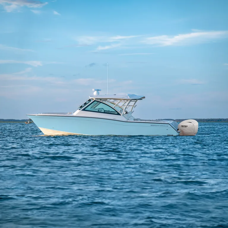 Grady-White Freedom 375
