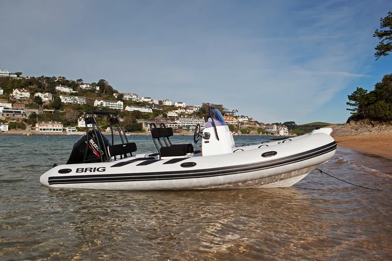 Brig Navigator 520
