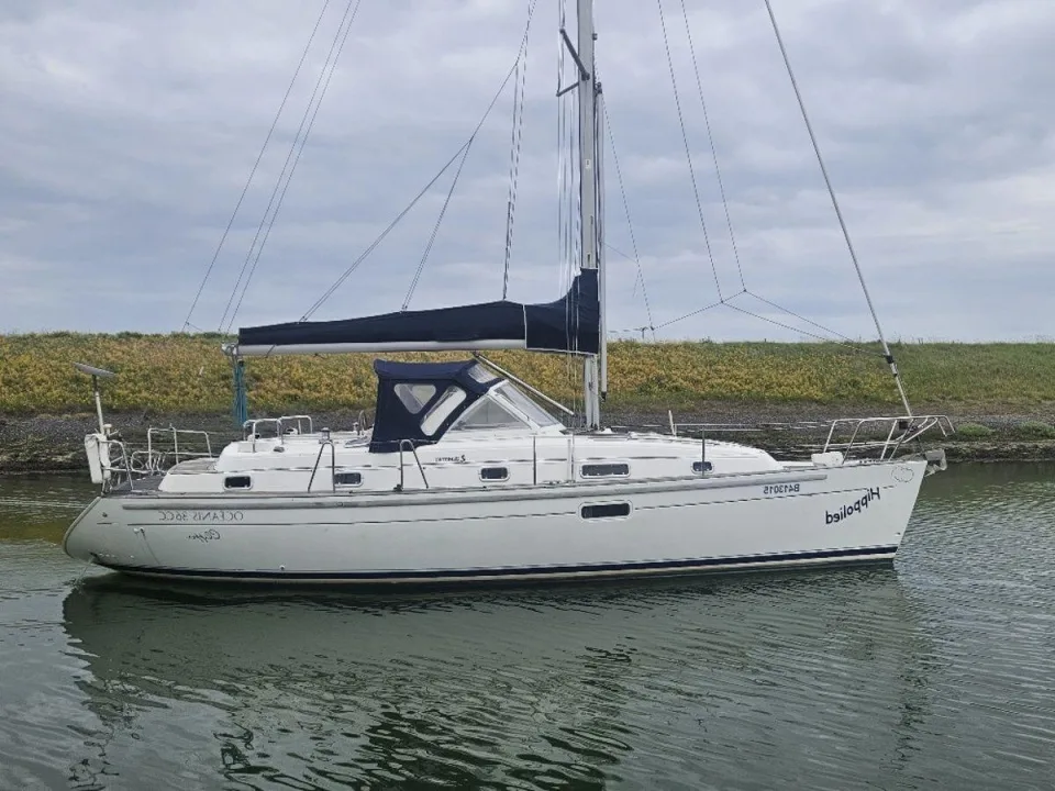 Beneteau Oceanis 36CC usato - foto 1