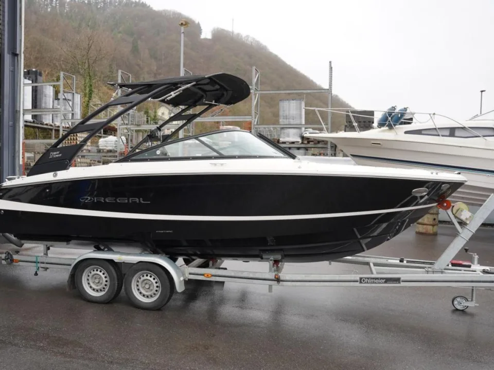 Regal LS2 BOWRIDER gebraucht - Foto 1