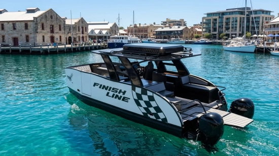Finish Line wide body Escape Catamaran Anno 2026 Lunghezza 8,5 m Larghezza 0,9 m Cabine / Camerette 0 Bagni 1 IVA pagata Capacità d’acqua 605 L used - photo 1