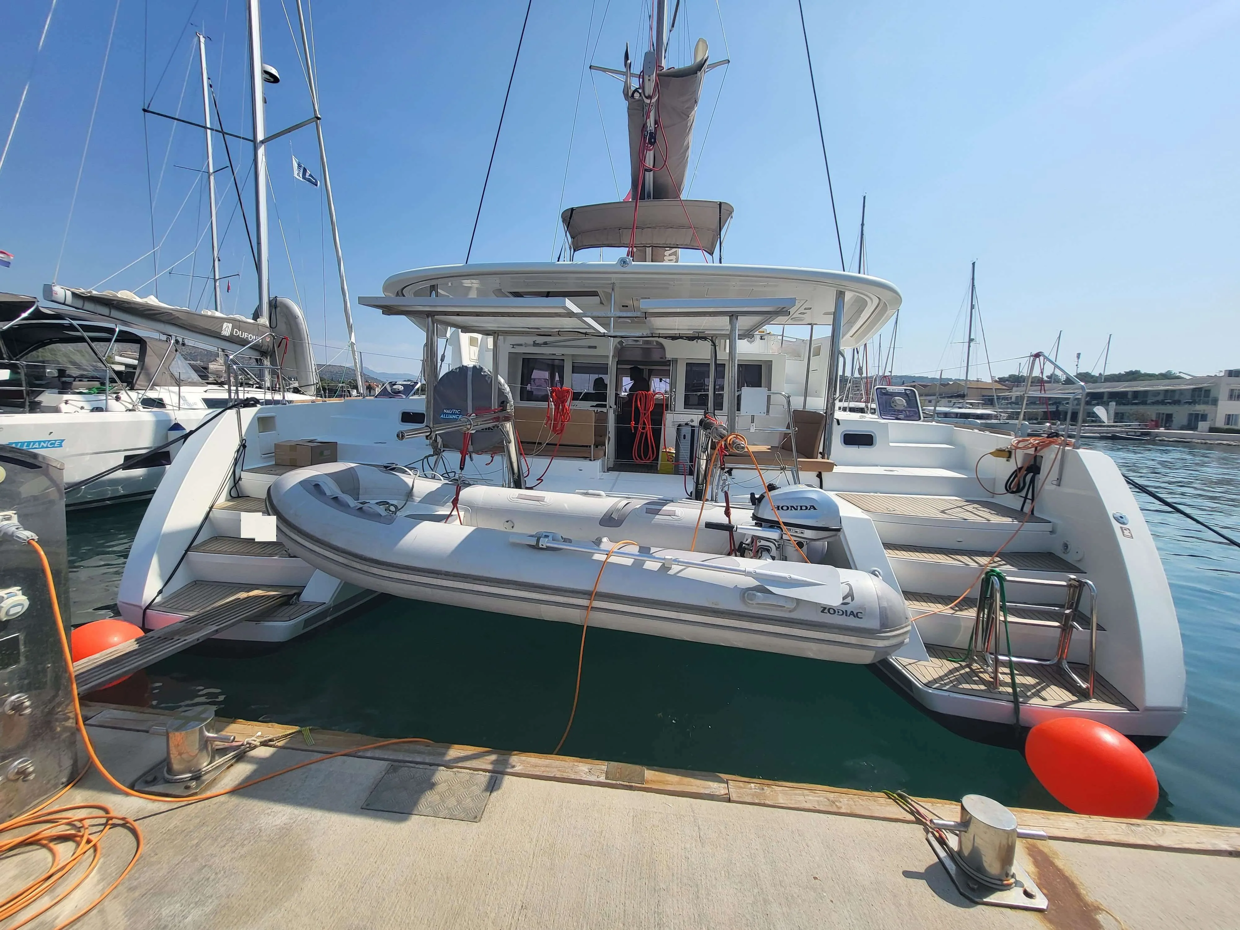 Lagoon 450 F gebraucht - Foto 1
