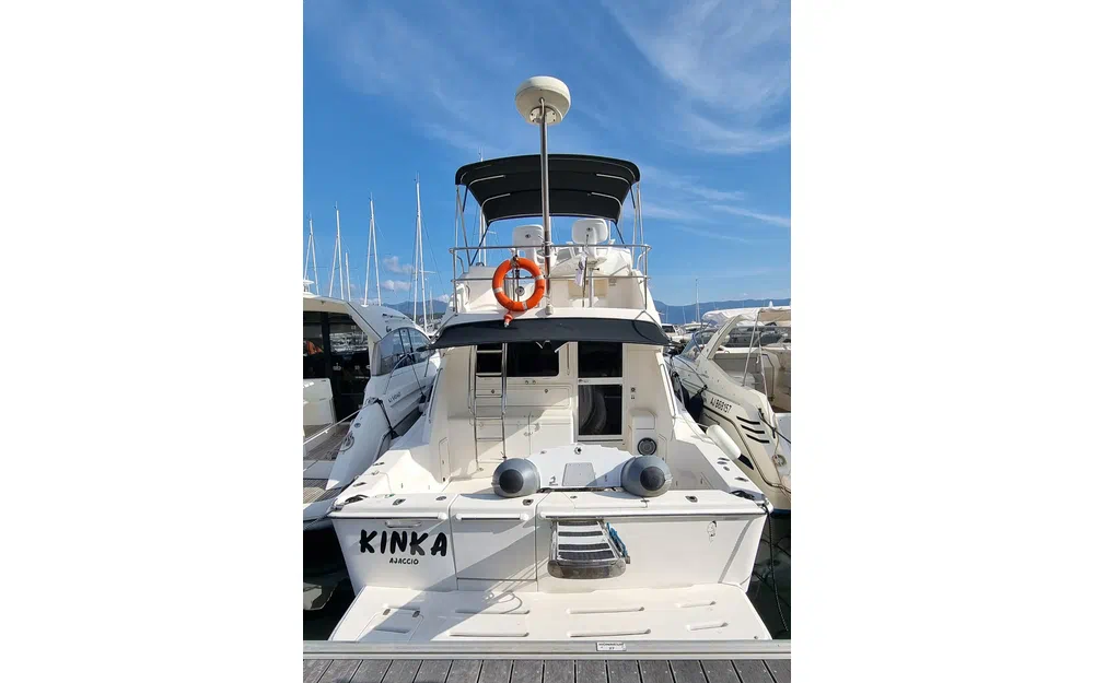 Riviera 40 used - photo 1