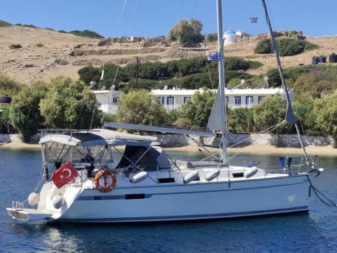 Bavaria Yachts 32 Cruiser usato - foto 1