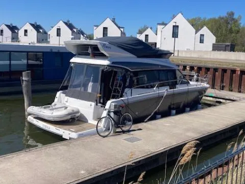 Jeanneau Merry Fisher 38 Fly gebraucht - Foto 1
