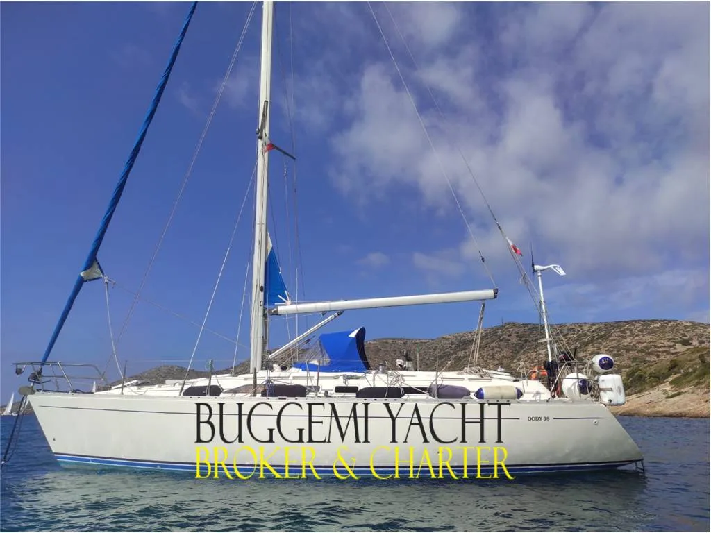 MARINE PROJECT Moody 38 CC used - photo 1