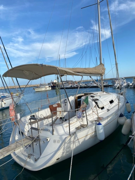 Beneteau Oceanis 281 used - photo 1