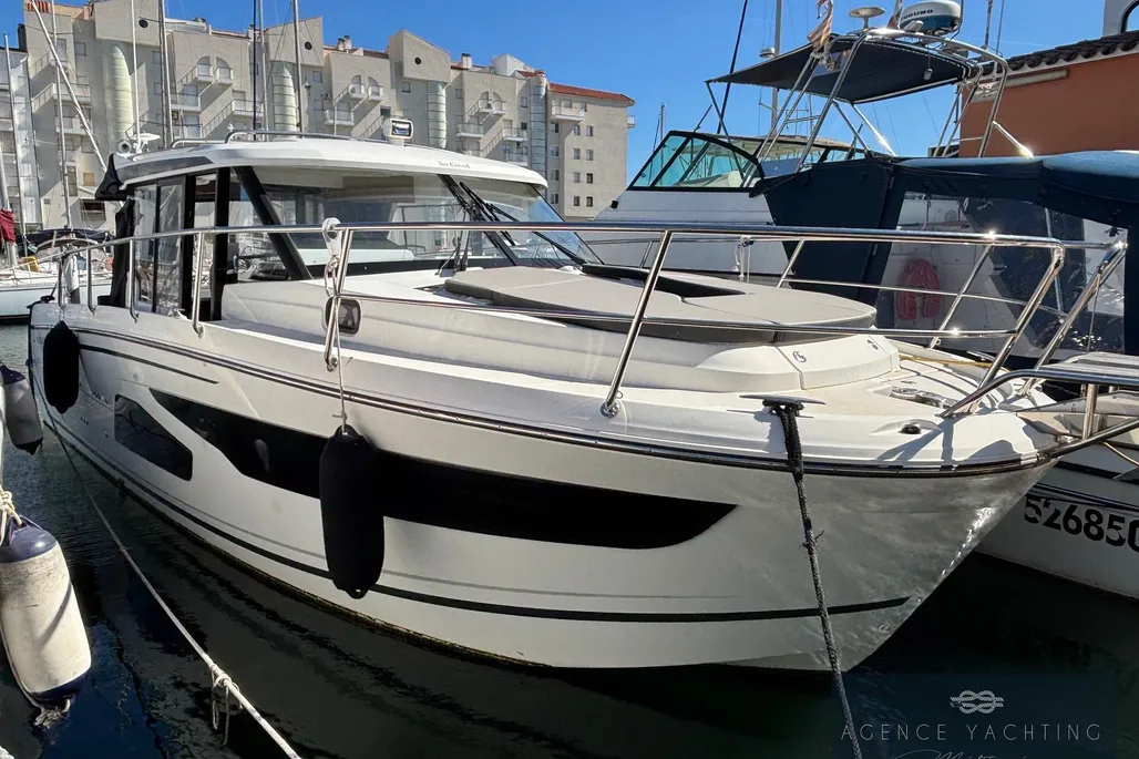 Jeanneau Merry Fisher 1095 Coupe used - photo 1