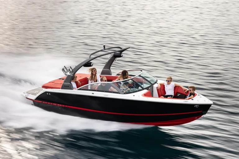 Four Winns H2 Surf