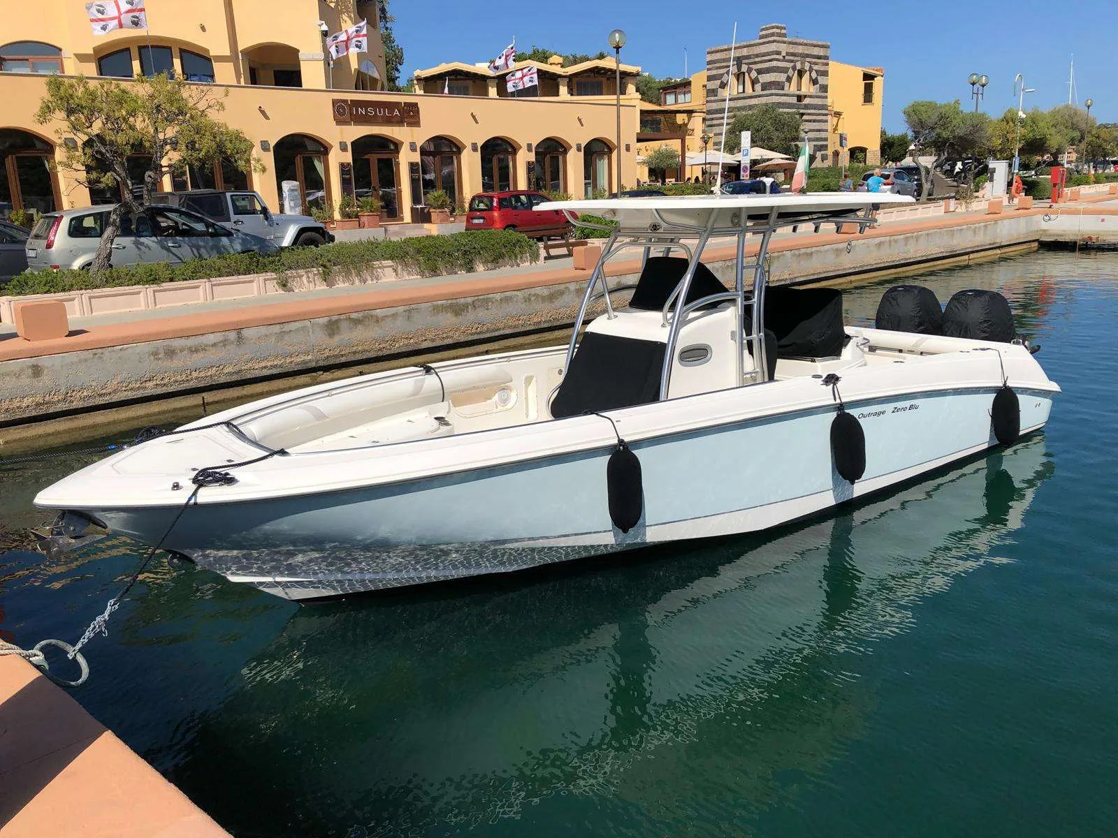 Boston Whaler OUTRAGE 320 used - photo 1
