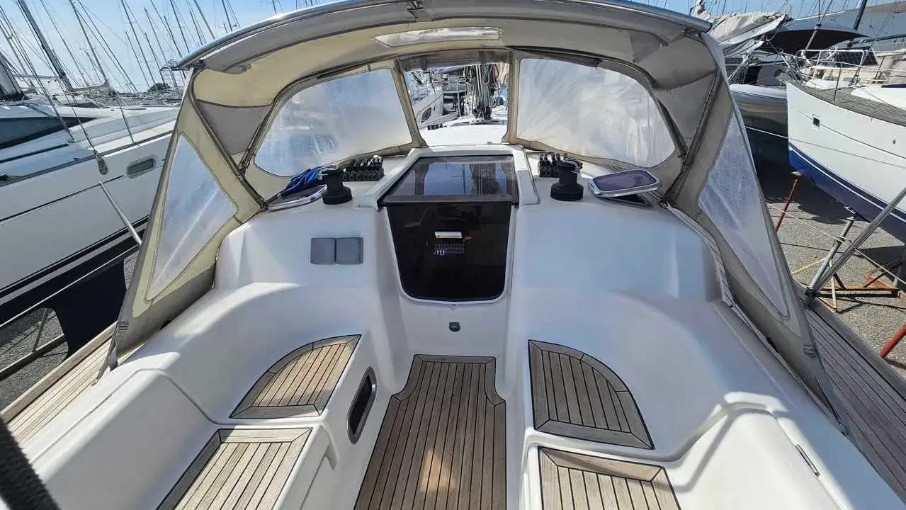 Dufour 34 PERFORMANCE used - photo 1