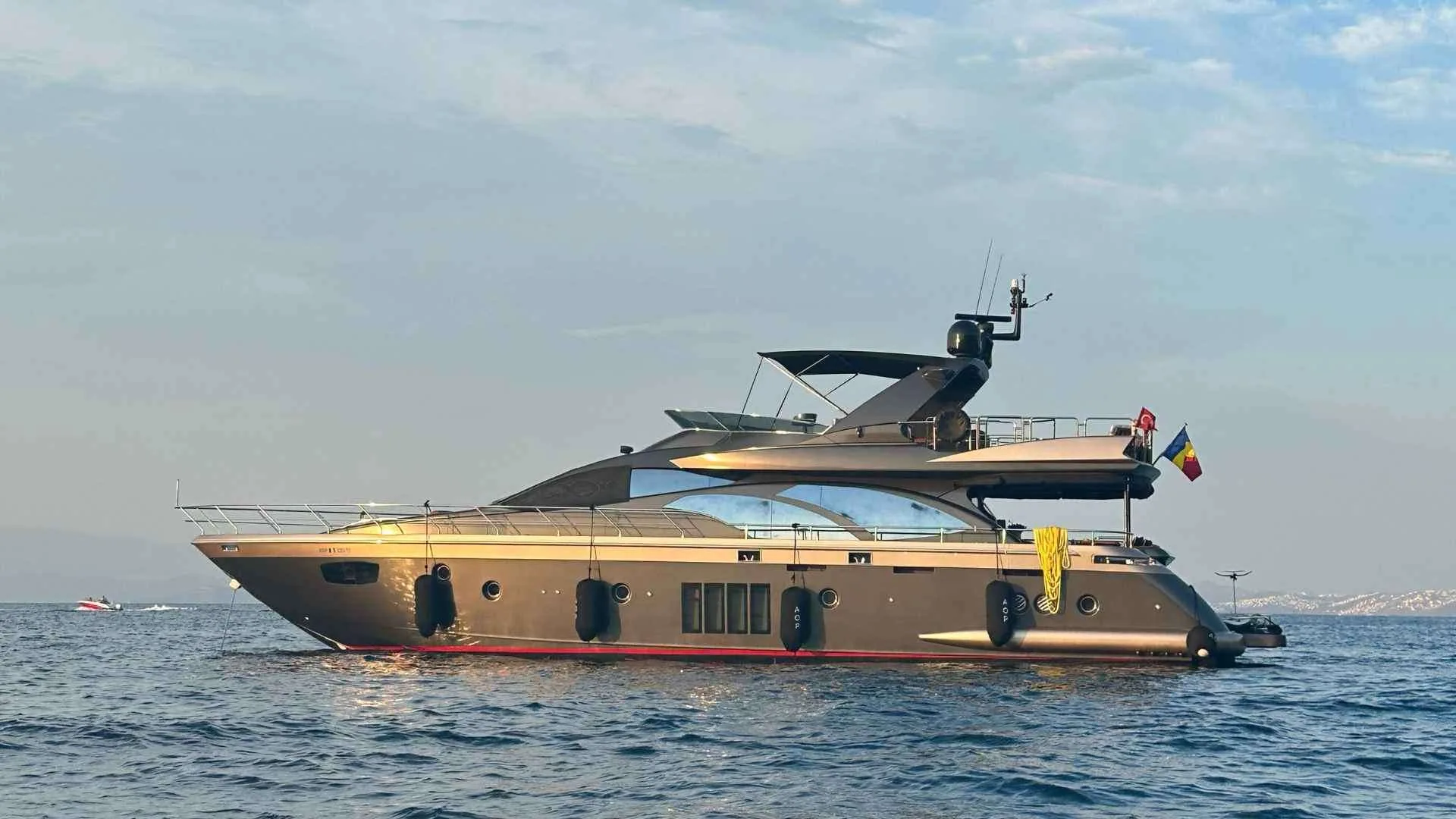 Azimut 78 FLY gebraucht - Foto 1