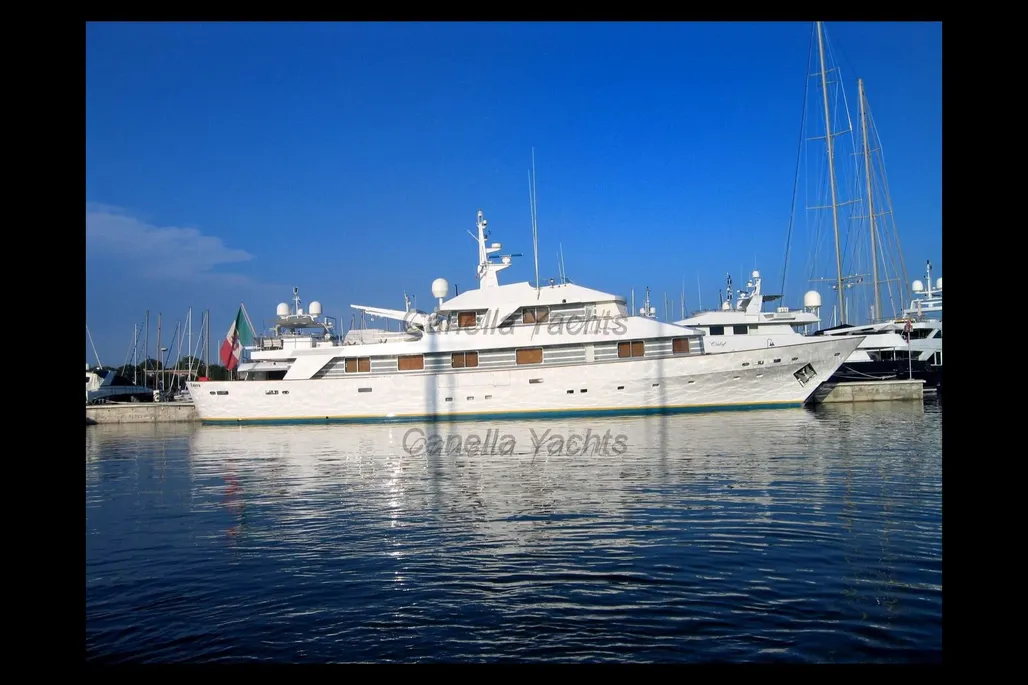 Camper & Nicholsons 130 usato - foto 1