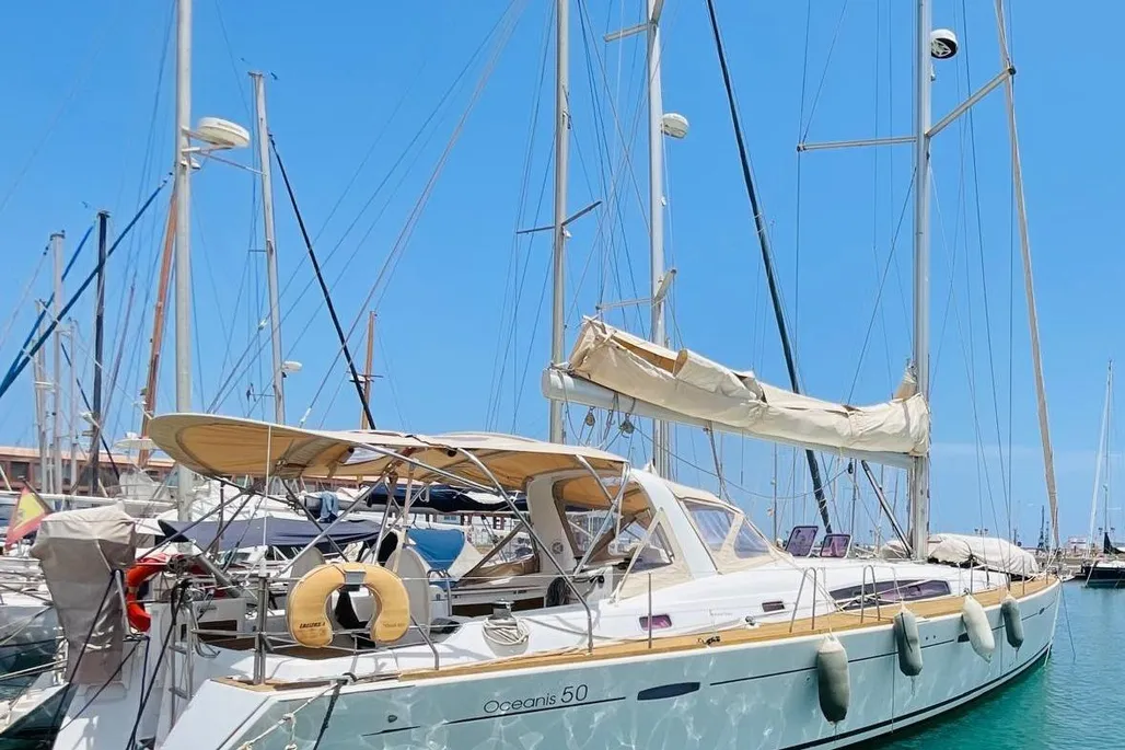 Beneteau Oceanis 50 Family d'occasion - photo 1