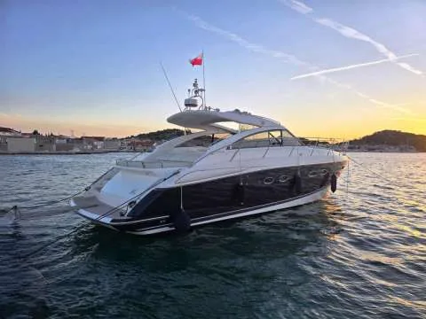 Princess Yachts V45 usato - foto 1
