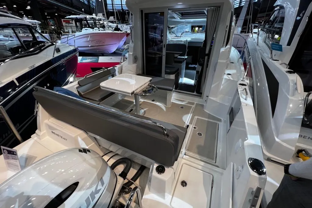 Beneteau Antares 8 HB V2 d'occasion - photo 1